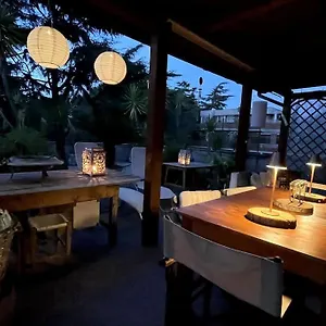Appartamento Mansarda Monolocale In Roof Garden, Roma